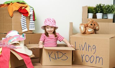 How to Travel and Move Long  Distance with Children