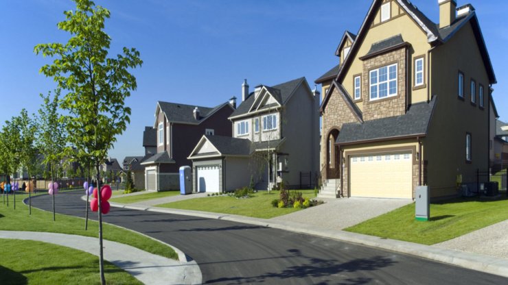 Why Are Americans Moving to the Suburbs?